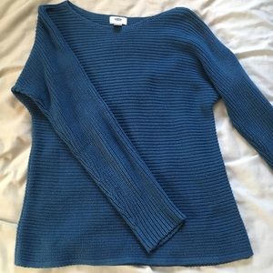 Old navy sweater